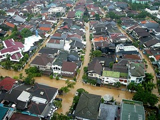 020407_floods2