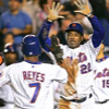 101806_mets_reyes1